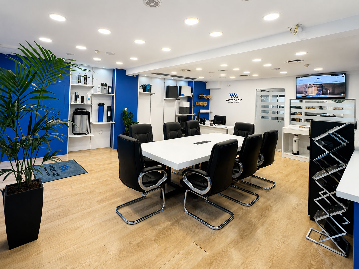 Water & Air interior and showroom